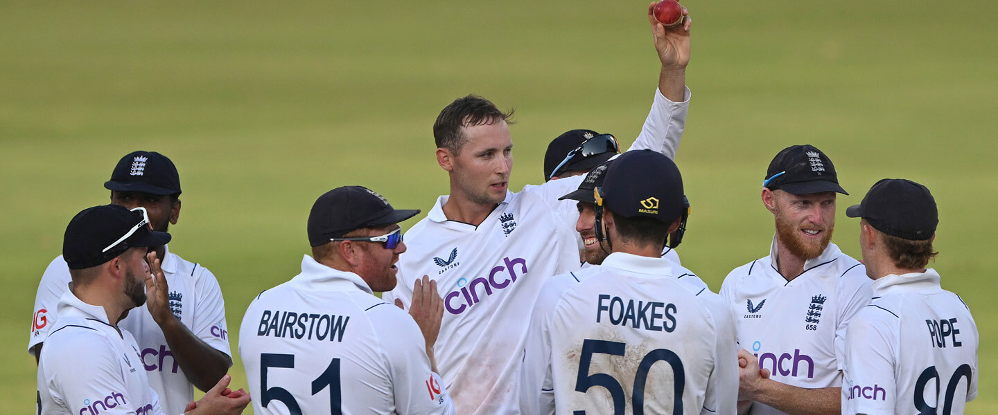 Hartley taking a wicket in india against England in a Test Match