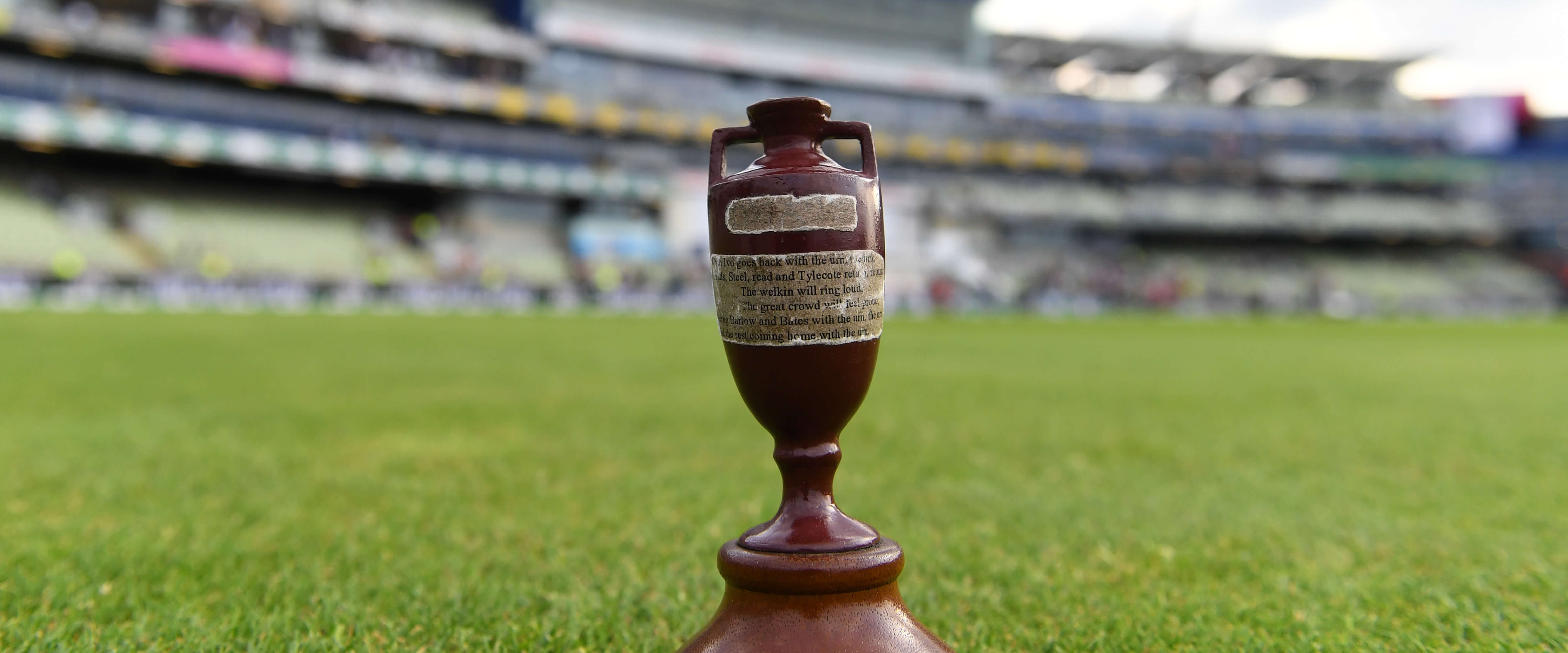 Ashes Urn