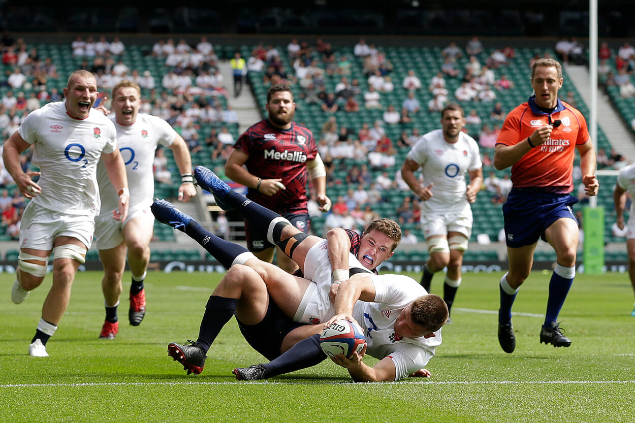 Jamie Blamire scoring against USA