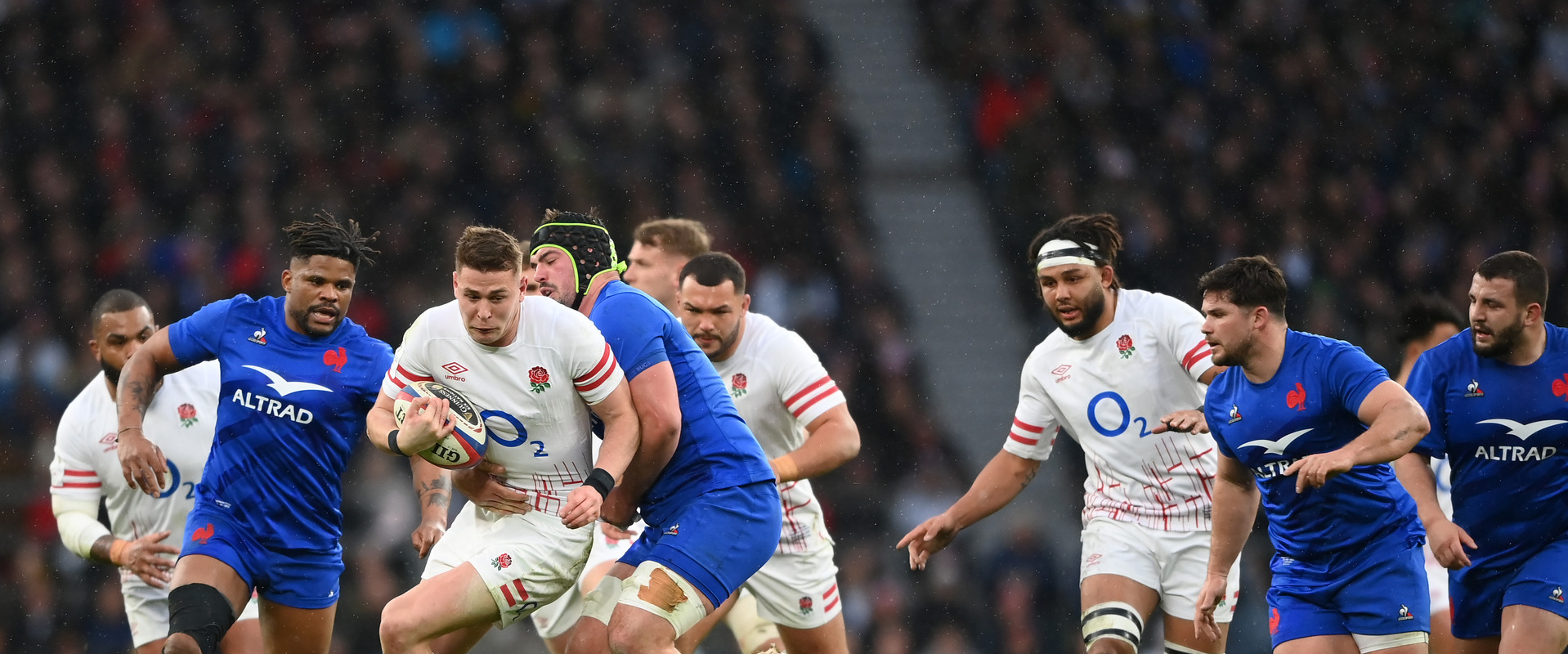 England's Freddie Steward bursting through the France defence during the 2023 Guinness Six Nations