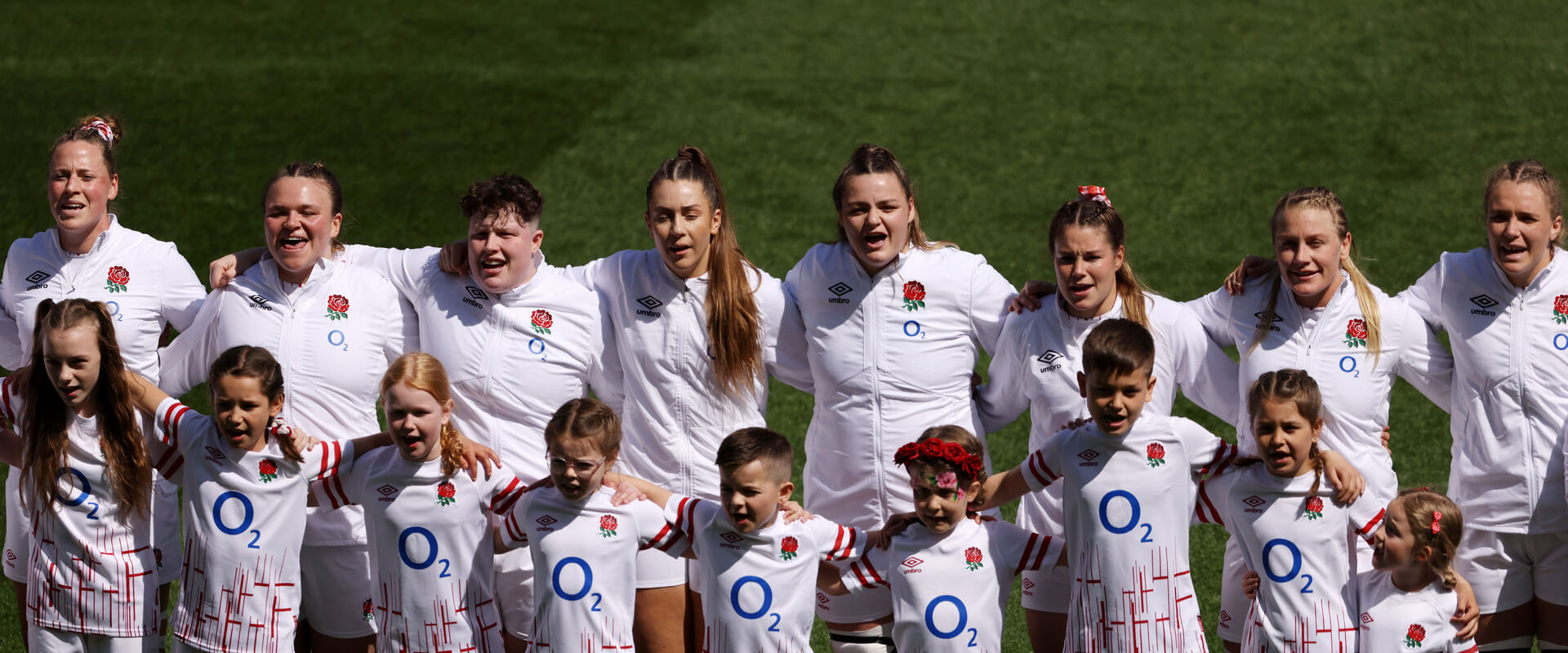 The Red Roses lining up for the anthem before a big match